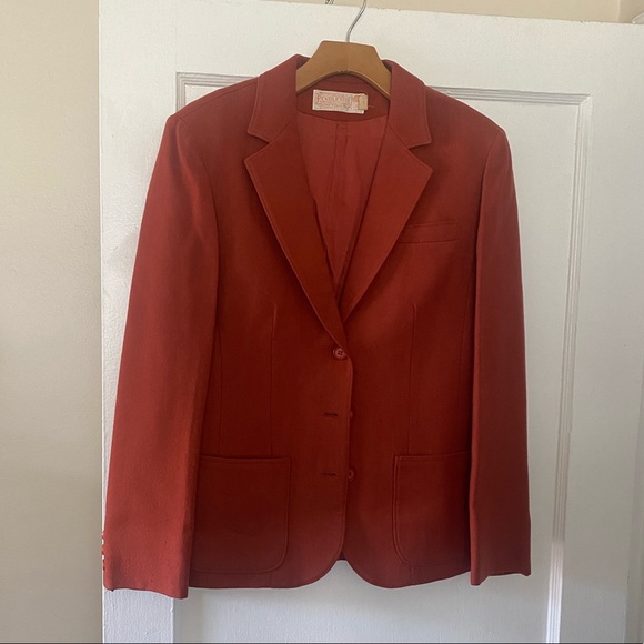 Vintage Red Blazer - Picture 4 of 8